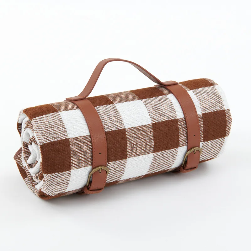 Elegant Checkered Picnic Blanket for Outdoor Relaxation