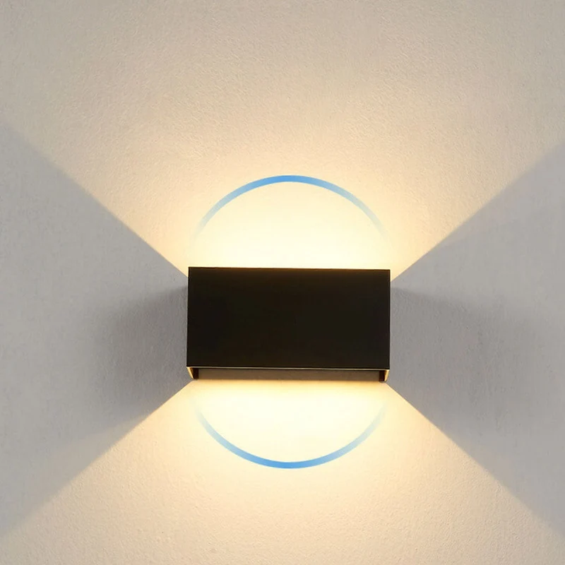 Bright energy-saving outdoor LED lamp