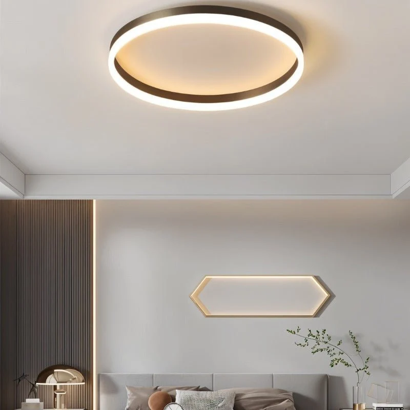 Elegant round LED ceiling lamp