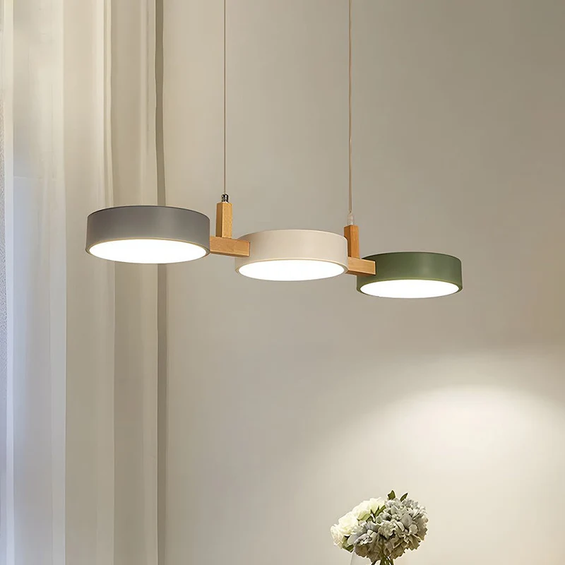 Warm Nordic minimalist pendant lamp