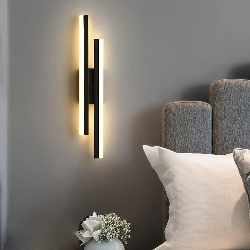 Sophisticated slim LED wall lamp