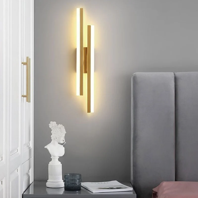 Sophisticated slim LED wall lamp