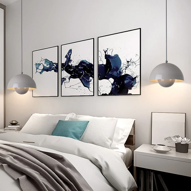 Modern pendant lamp with floating spherical glow