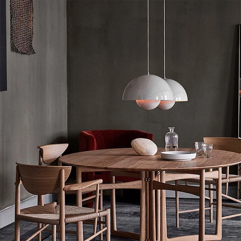 Modern pendant lamp with floating spherical glow