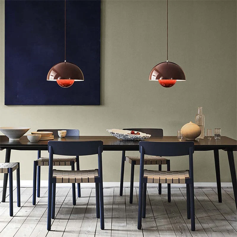 Modern pendant lamp with floating spherical glow