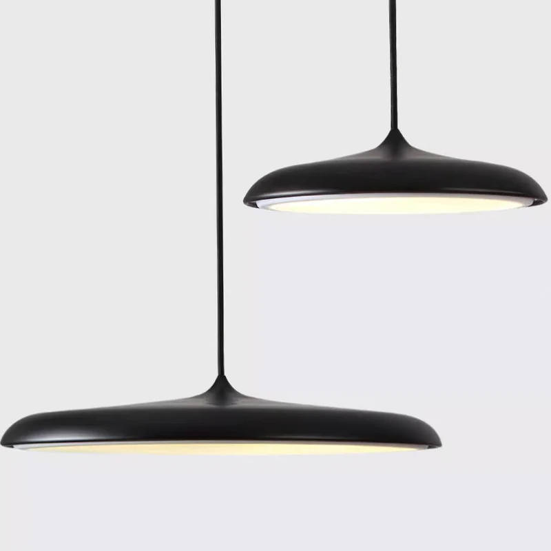Minimalist round LED pendant lamp