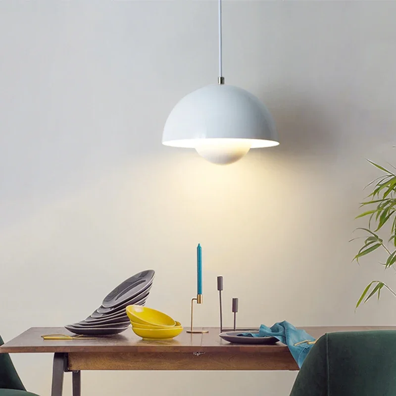 Pendant lamp with warm light for stylish interiors