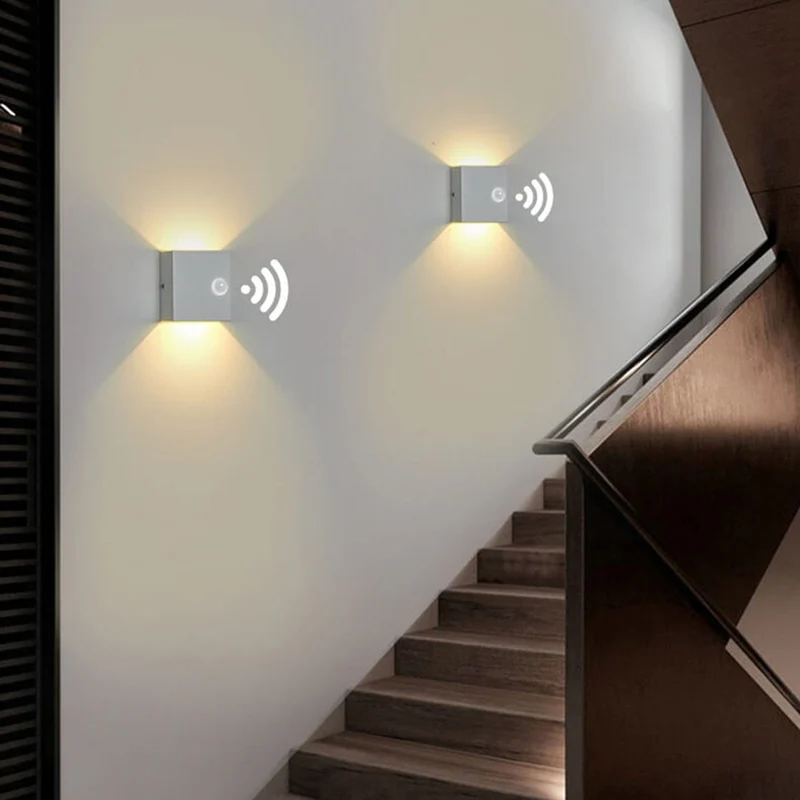 Smart Outdoor Lighting LED Lamp with Motion Sensor