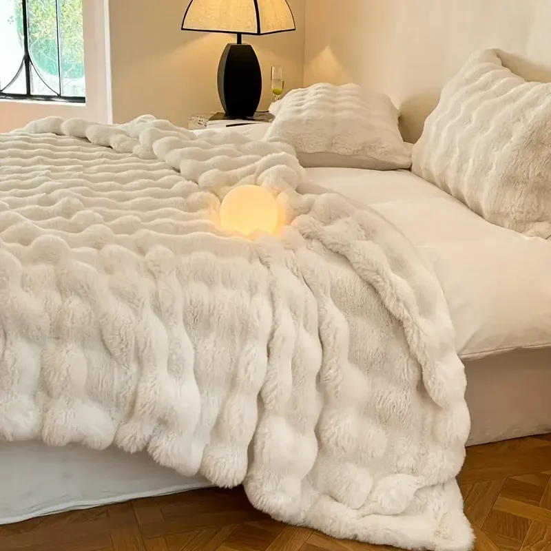 Double-Sided Blanket Stylish Texture for Modern Interiors