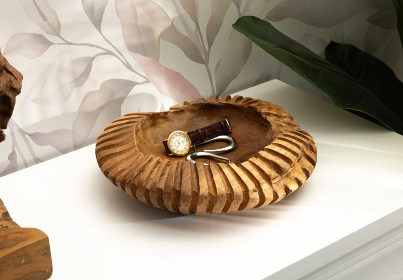 Svuotatasche Geris Ø29x7 cm in Teak Riciclato