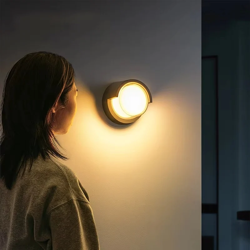 Outdoor Waterproof LED Wall Lamp with Motion Sensor