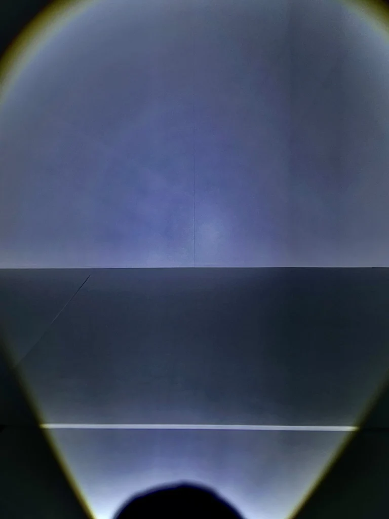 Torcia Unico Model Guida alle Funzioni di Zoom e Illuminazione Laterale Rossa