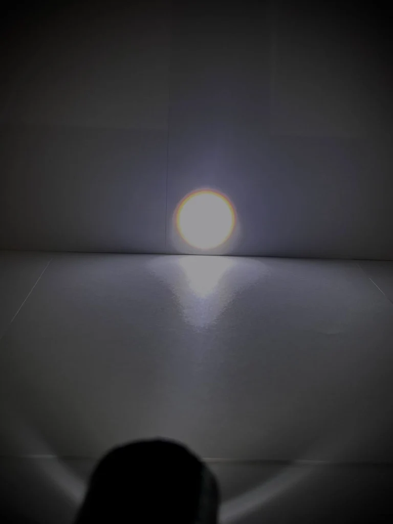 Torcia Unico Model Guida alle Funzioni di Zoom e Illuminazione Laterale Rossa