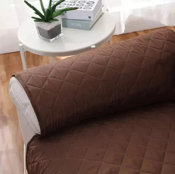 Housses de Fauteuil Élastiques : Confort et Style Modernes