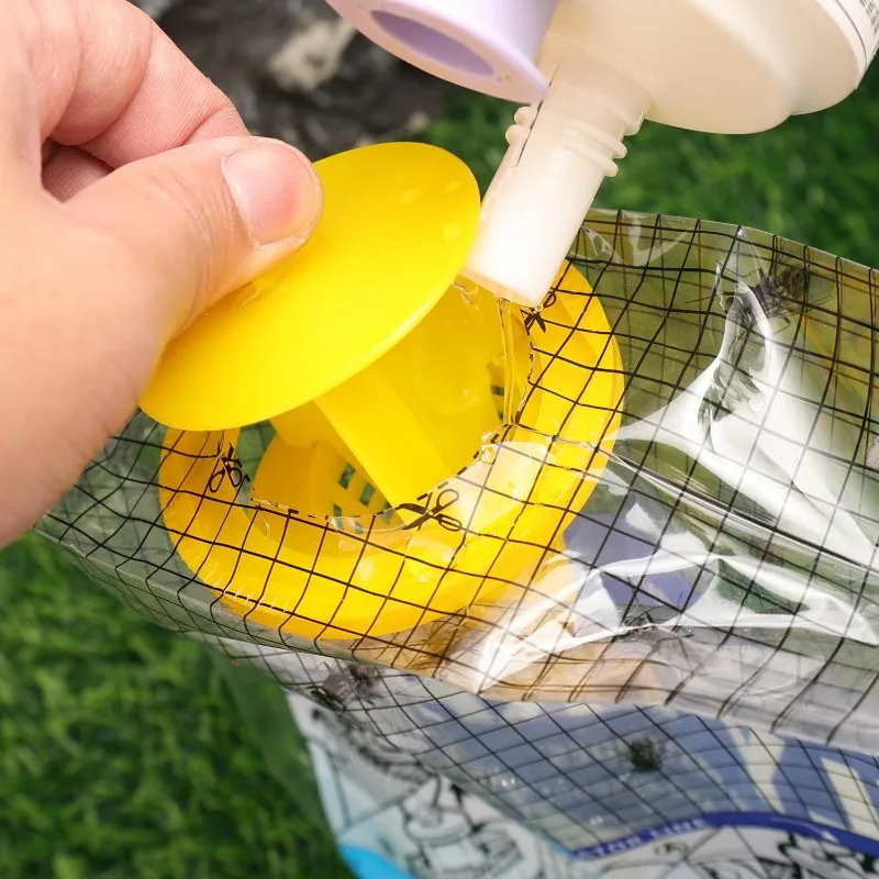Outdoor Fly Trap Disposable Hanging Bag with Water-Soluble Bait Powder