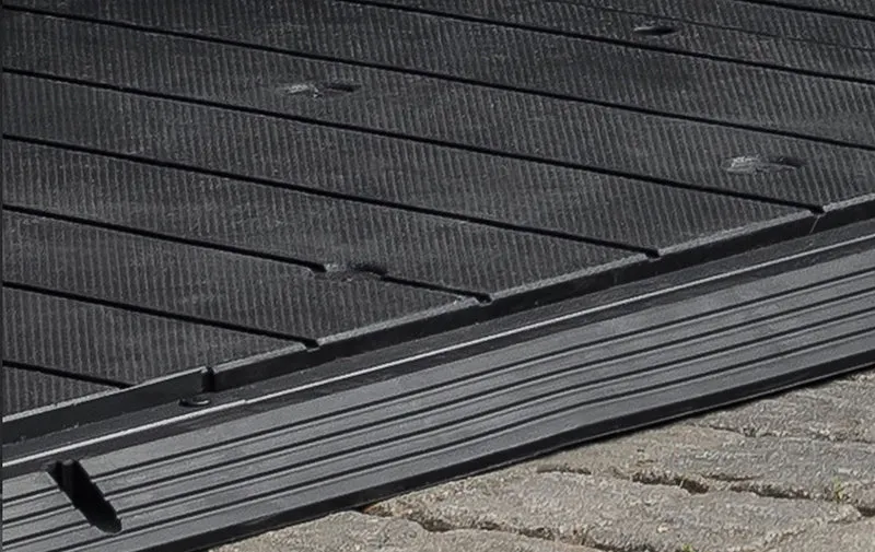 Armadio Porta Attrezzi o Bidoni Differenziata 2 Ante e Coperchio Keter Cortina Mega 190,5x109,3x132,5 cm in Evotech+ Grigio