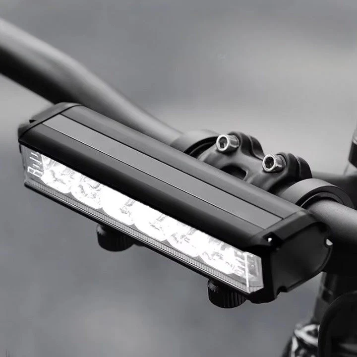 Fietsvoorlicht – 1400 Lumen, USB-Oplaadbaar & Weerbestendig