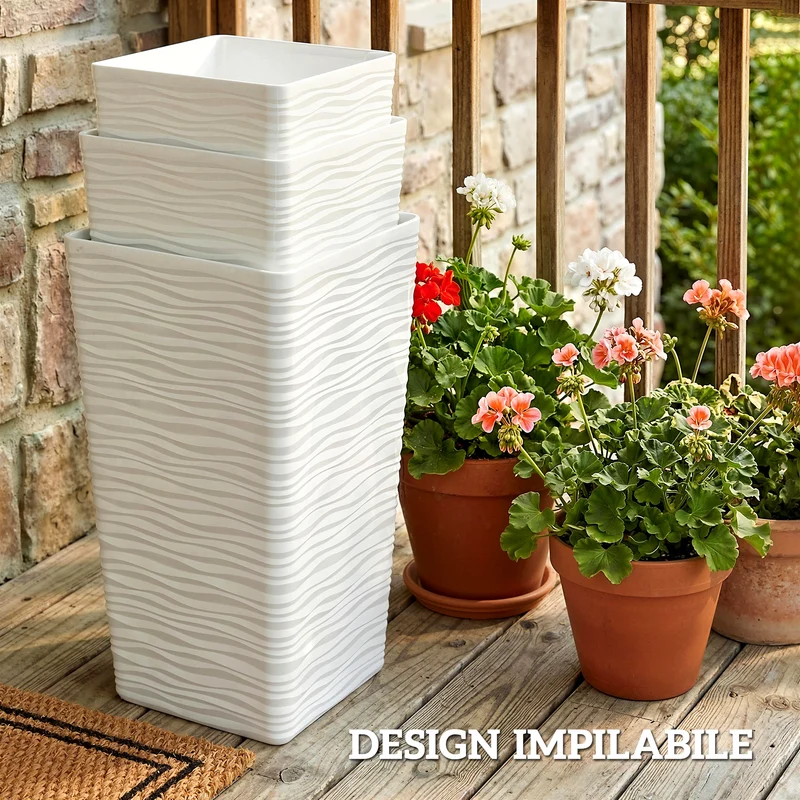 Set 3 Vasi da Esterno 42-55-65 cm Impilabili con Motivo Ondulato in Plastica Bianco