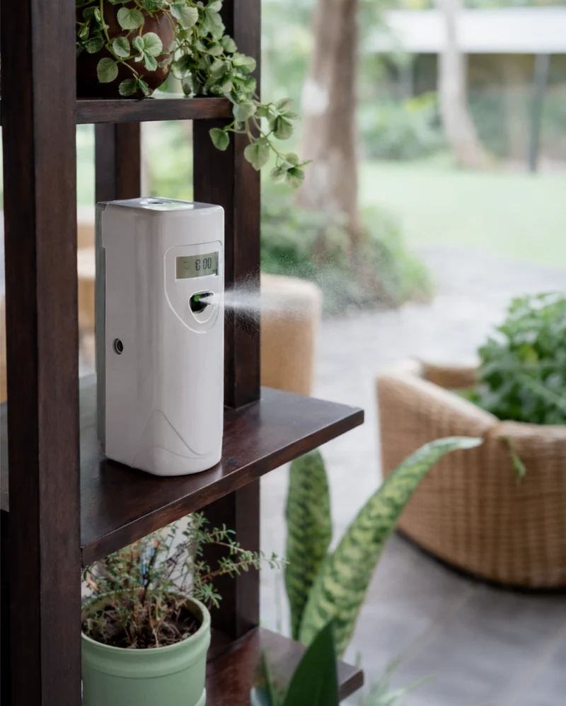 Maxi-Set: Sprühautomat + 6x 250ml EcoHome Spray + Batterien