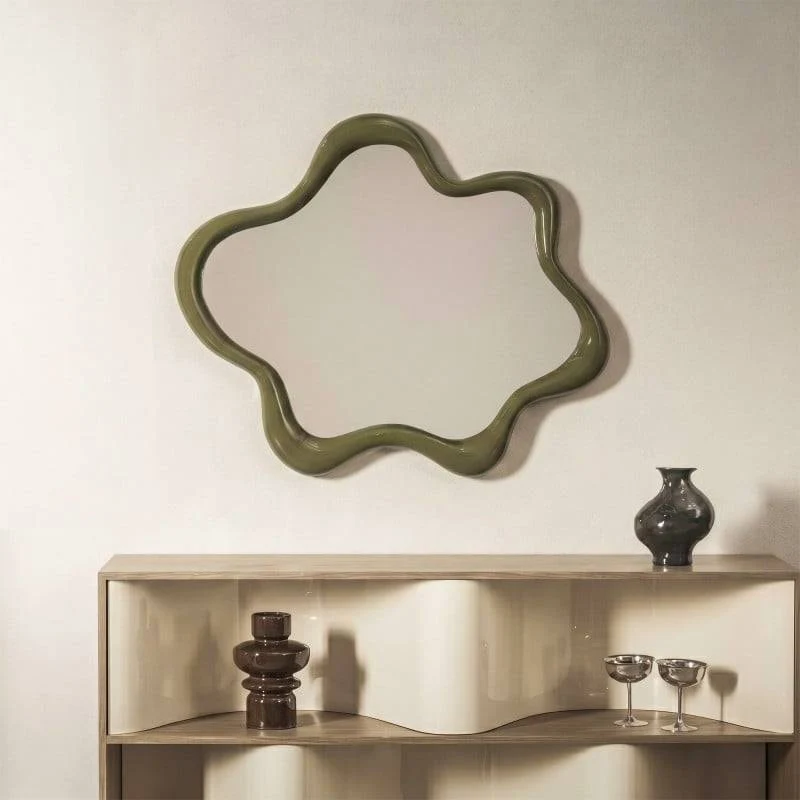 Specchio IZZY sospeso, forma irregolare, verde chiaro