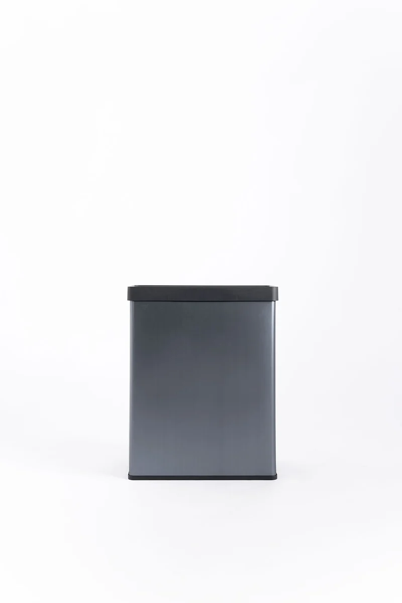 Pattumiera Alta 54L Interno Esterno Keter Verto Recycle 43,5x26,5x68,7 cm con Bordo Copri Sacco in Plastica Blu Perla
