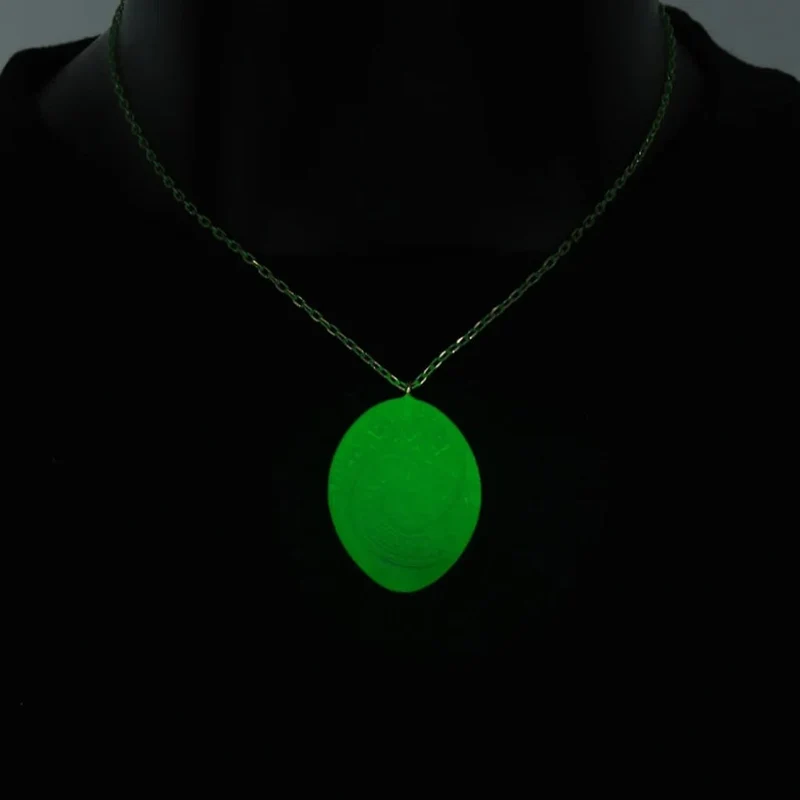 Halloween Women's Natural Stone Necklace, Green Pendant That Glows in the Dark