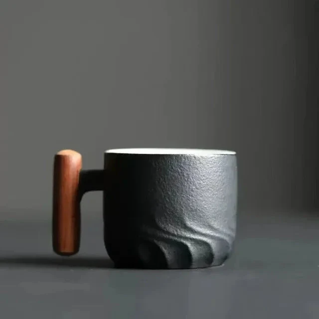 Espressokop – Handgemaakt Keramiek met Houten Greep & Compact Design