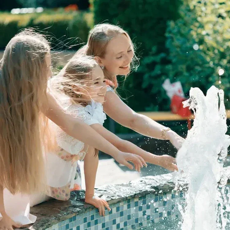 Fonteinpomp – dompelpomp voor vijver en tuinfontein met 3 sproeikoppen