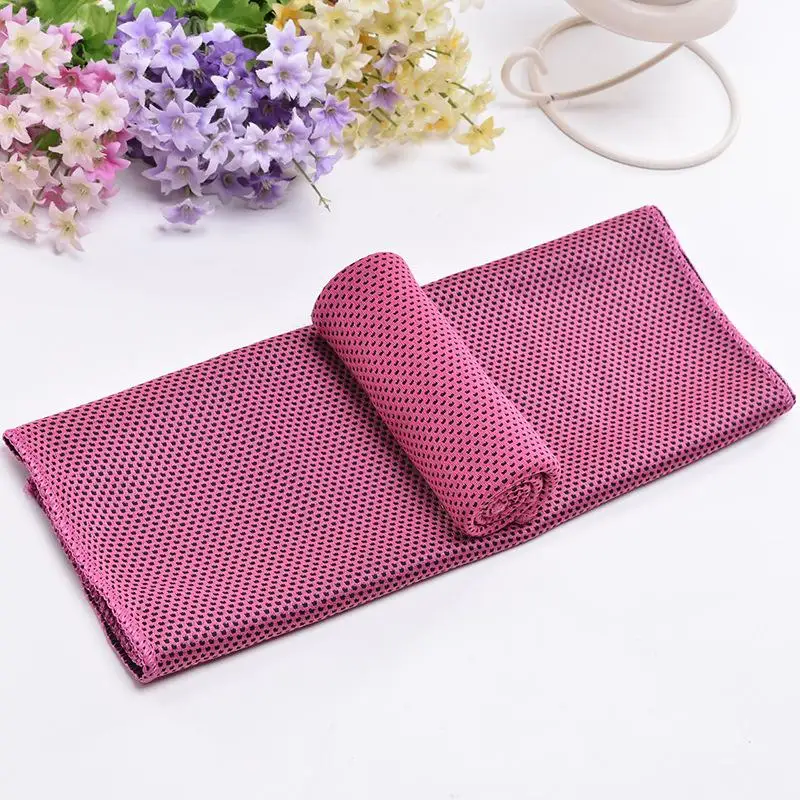Koelhanddoek – Sneldrogende Microvezel & Compacte Siliconen Case