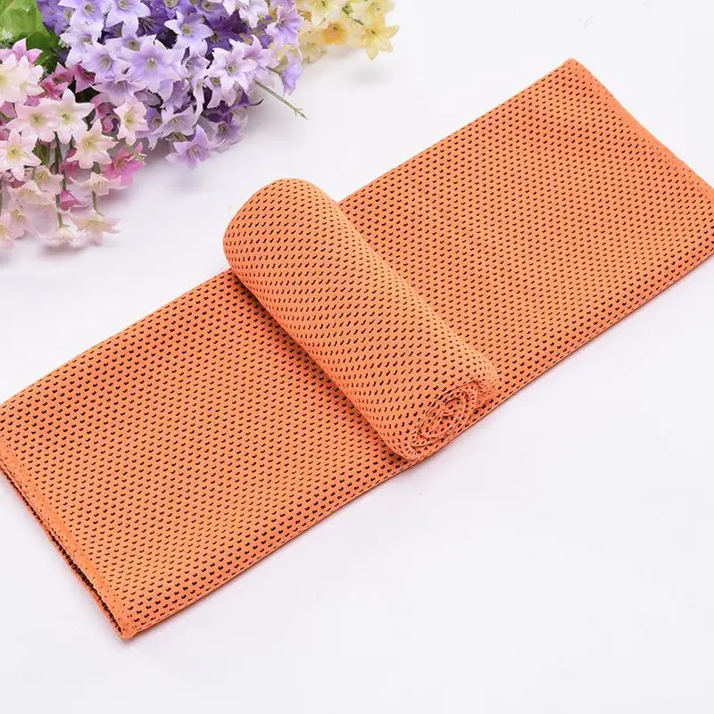 Koelhanddoek – Sneldrogende Microvezel & Compacte Siliconen Case