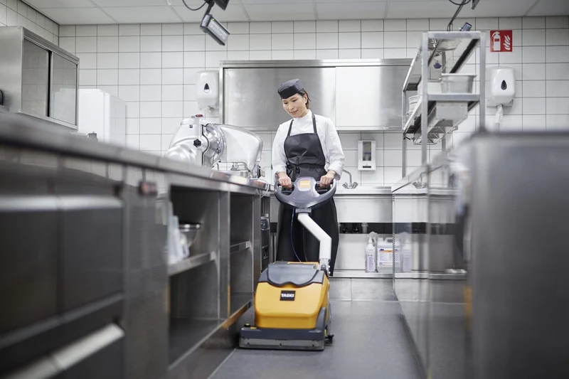 Lavasciuga pavimenti Diversey TASKI swingo 350 E DISPONIBILE IN 20 GIORNI LAVORATIVI