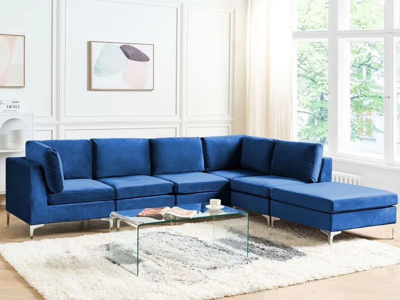 Divano ad angolo componibile versione sinistra a 5 posti in velluto blu marino con gambe in metallo argentato a forma di L ottomana Stile glamour