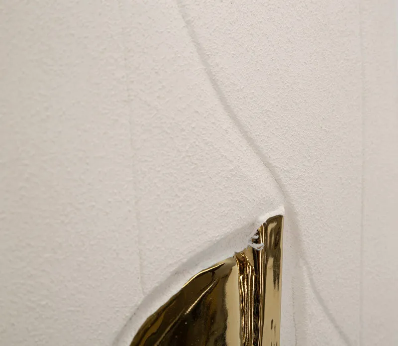 Decorazione Murale Nairobi 23,5x6,5x49,5 cm in Ceramica Bianco e Oro