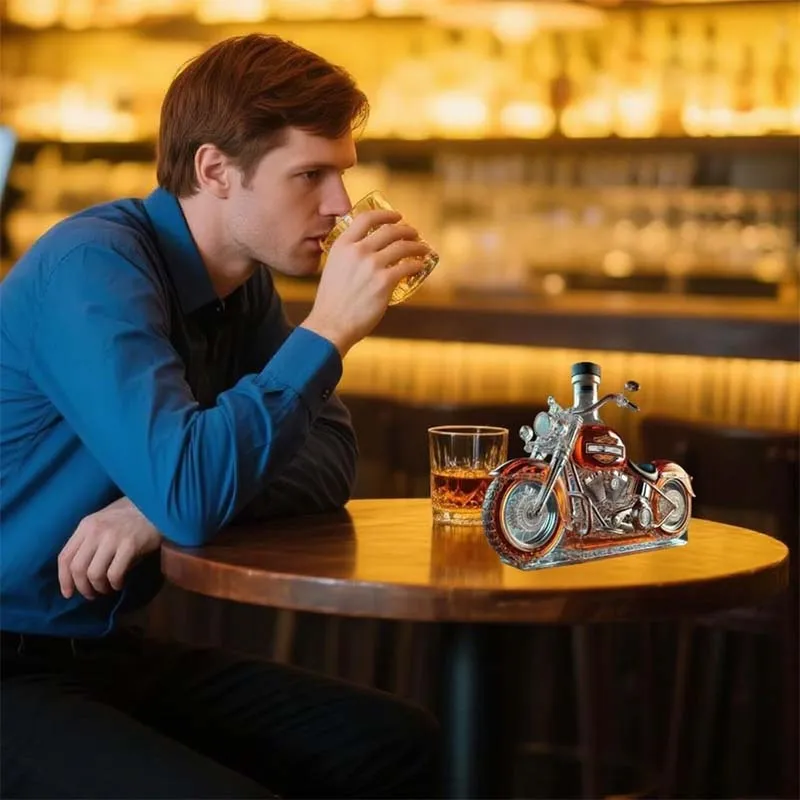 Motorcycle-style alcohol decanter decorative bar bottle
