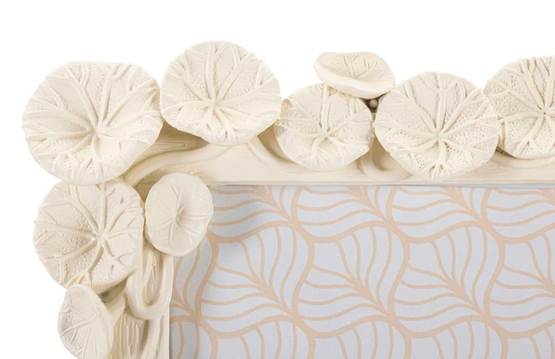 Cornice Lotus 25,8x2x31 cm in Resina e Vetro Crema