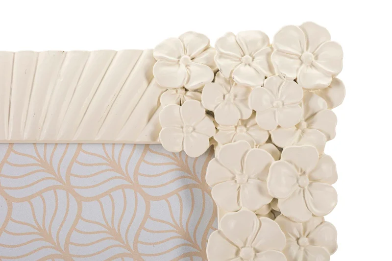 Cornice Cempak 22,8x2x28 cm in Resina e Vetro Crema