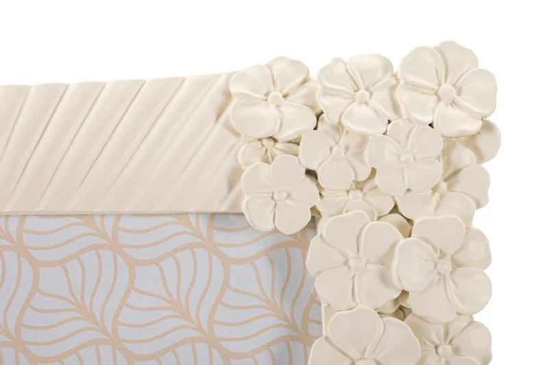 Cornice Cempalk 27,8x2x33 cm in Resina e Vetro Crema
