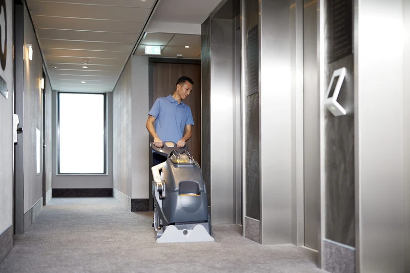 Macchina per la pulizia della moquette Diversey TASKI procarpet 45 DISPONIBILE IN 20 GIORNI LAVORATIVI