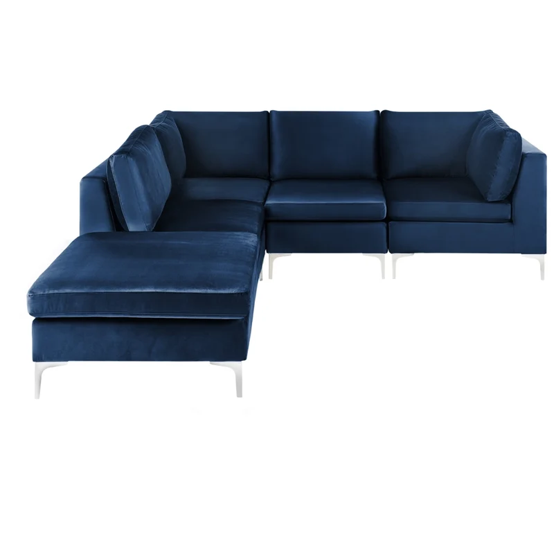 Divano ad angolo modulare versione destra con ottomana in velluto blu marino 4 posti gambe in metallo argento a forma di L stile glamour