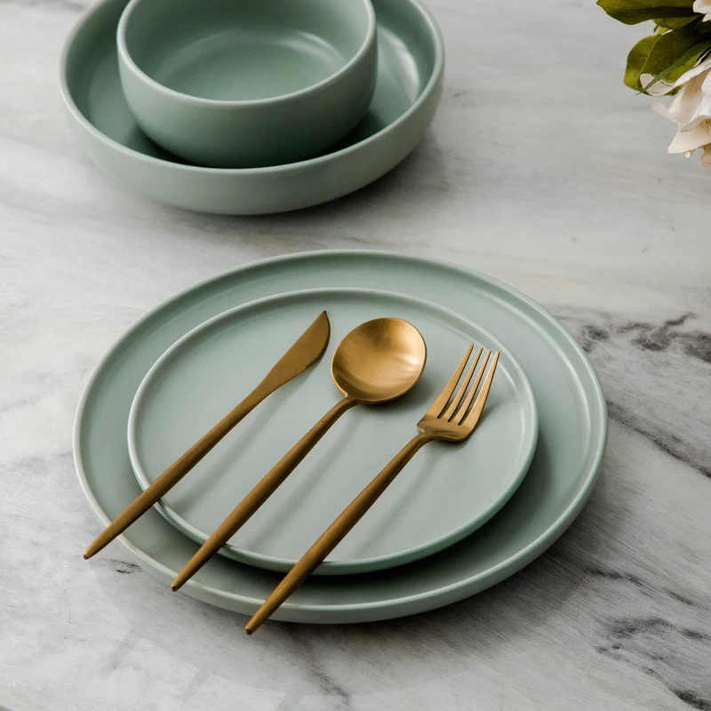 Bestekset – Roestvrijstalen set met minimalistisch ontwerp en matte afwerking
