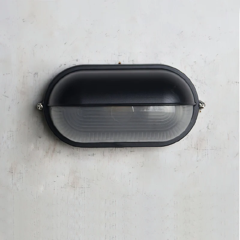 Outdoor industrial bulkhead wall lamp Oval weather-resistant design