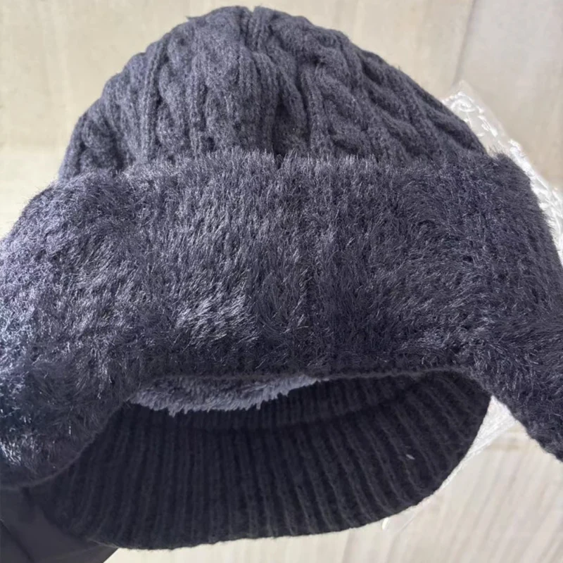 Unisex Winter Hat Trapper Hat with Ear Flaps