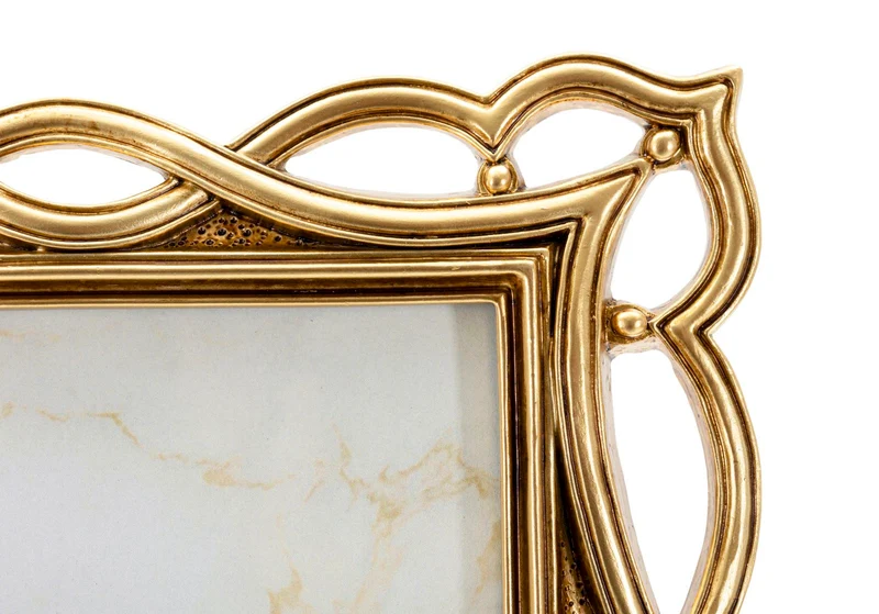 Cornice Wave 23x1,8x27,9 cm in Resina e Vetro Oro