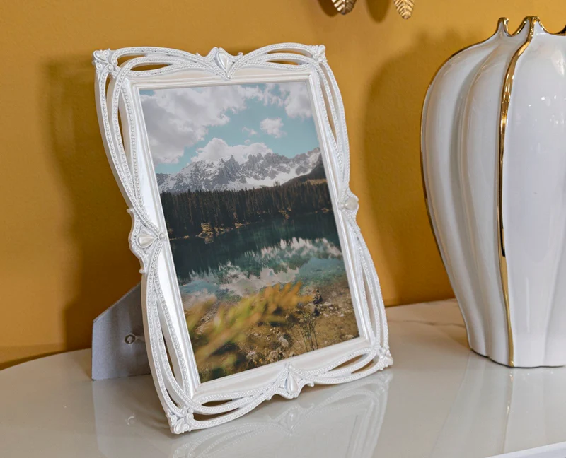 Cornice Ribbon 27x1,7x32 cm in Resina e Vetro Argento