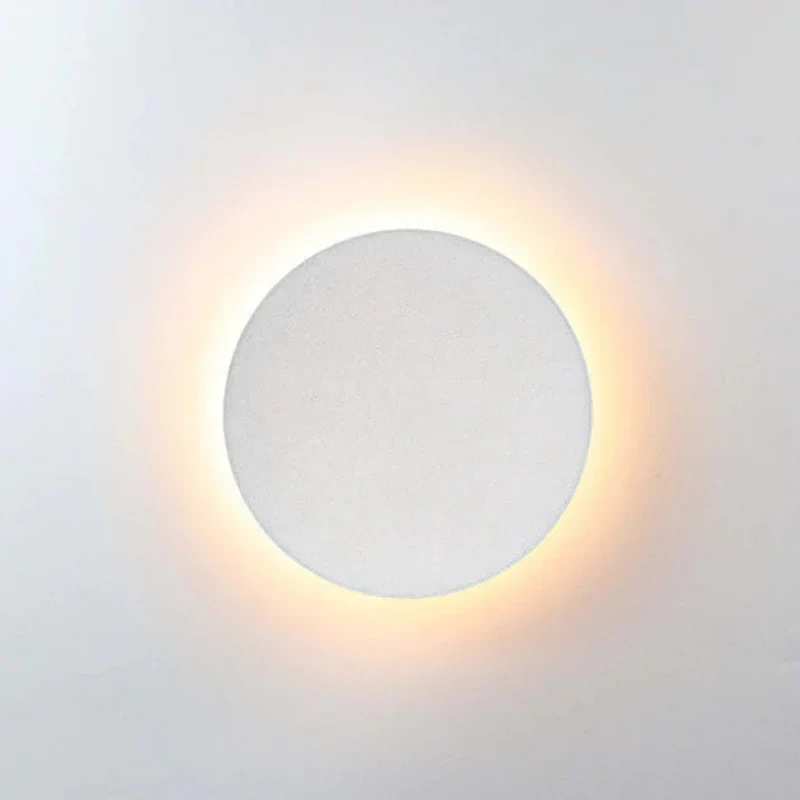 Elegant minimalist LED wall lamp for outdoor lighting