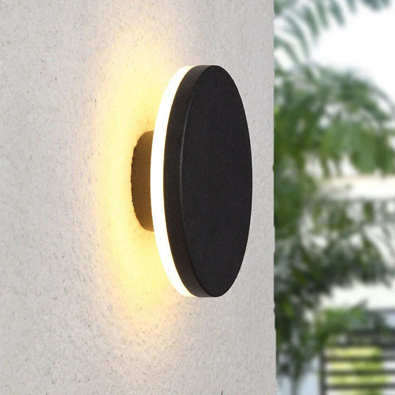 Elegant minimalist LED wall lamp for outdoor lighting