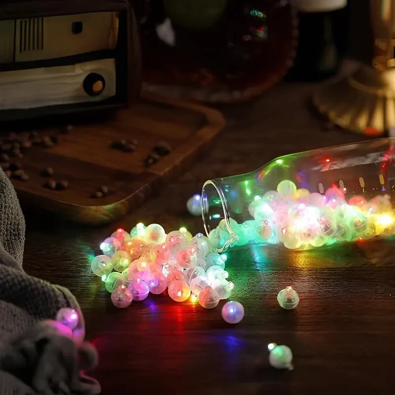 Feestlichtjes van 1,25 cm – led op knoopcel, in zeven kleuren