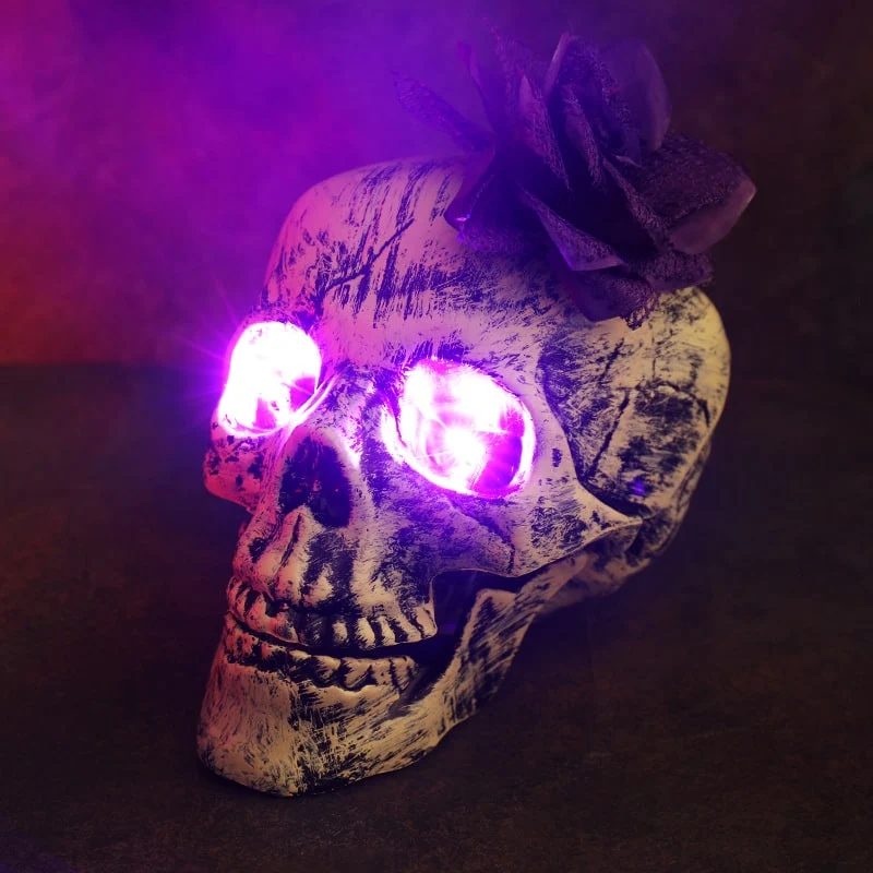 Halloween Garden Decorations: Glowing Skeleton Hands and Skull with LED Lights for the Yard