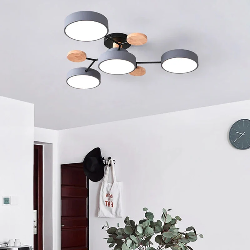 Stylish Wrought Iron Ceiling Lamp – Hand-Finished Details