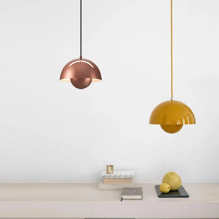Designer Scandinavian Pendant Lamp in Modern Style